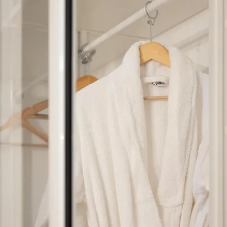 Ai 2 G - Luxury 3* בארי