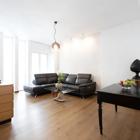 Ai 2 G - Luxury בית הארחה 3*