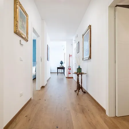 Ai 2 G - Luxury בית הארחה