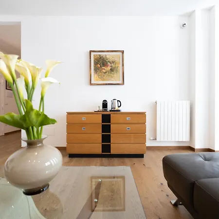 Ai 2 G - Luxury בית הארחה בארי