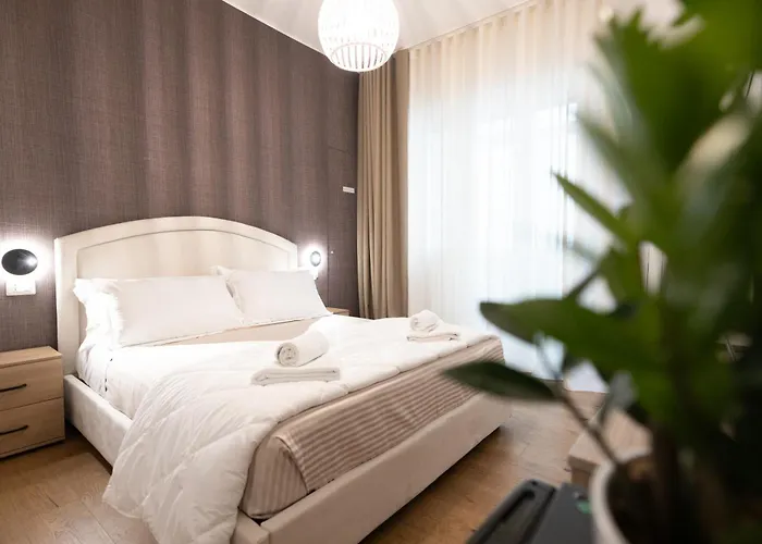 Ai 2 G - Luxury 3* Bari